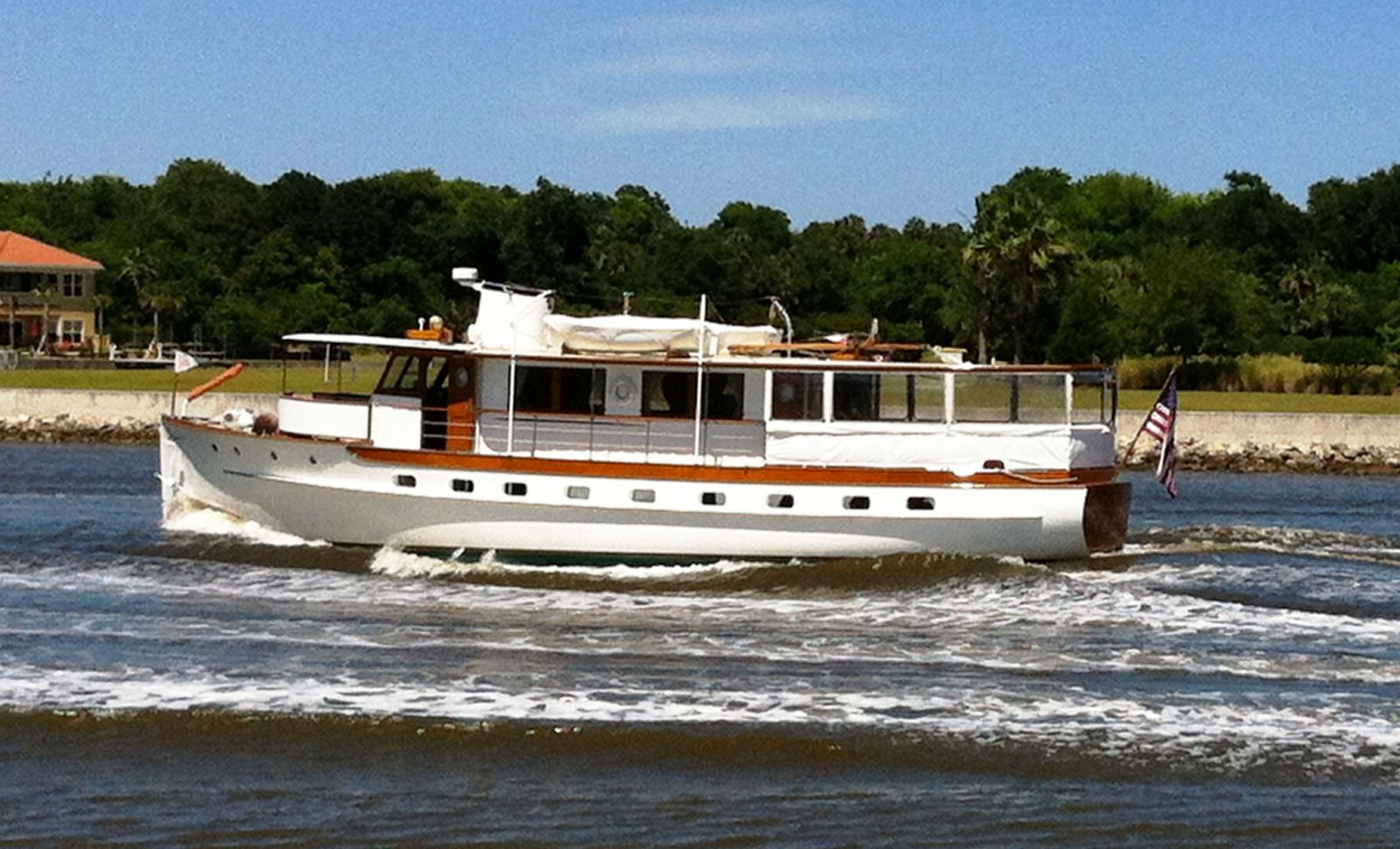 Trumpy yacht Sea Tabby passing Palm Coast, FL on the ICW - GoToby.com